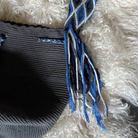 Cotton Woven Hobo Bag with Tassles - Picture 3 of 9
